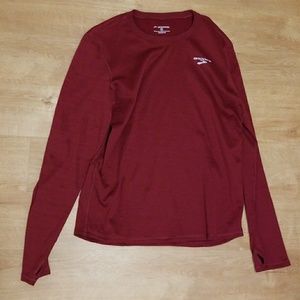 Brooks thermal long sleeve work out shirt.